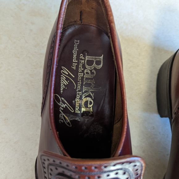 Barker's of Earls Barton England - Picture 4 of 9